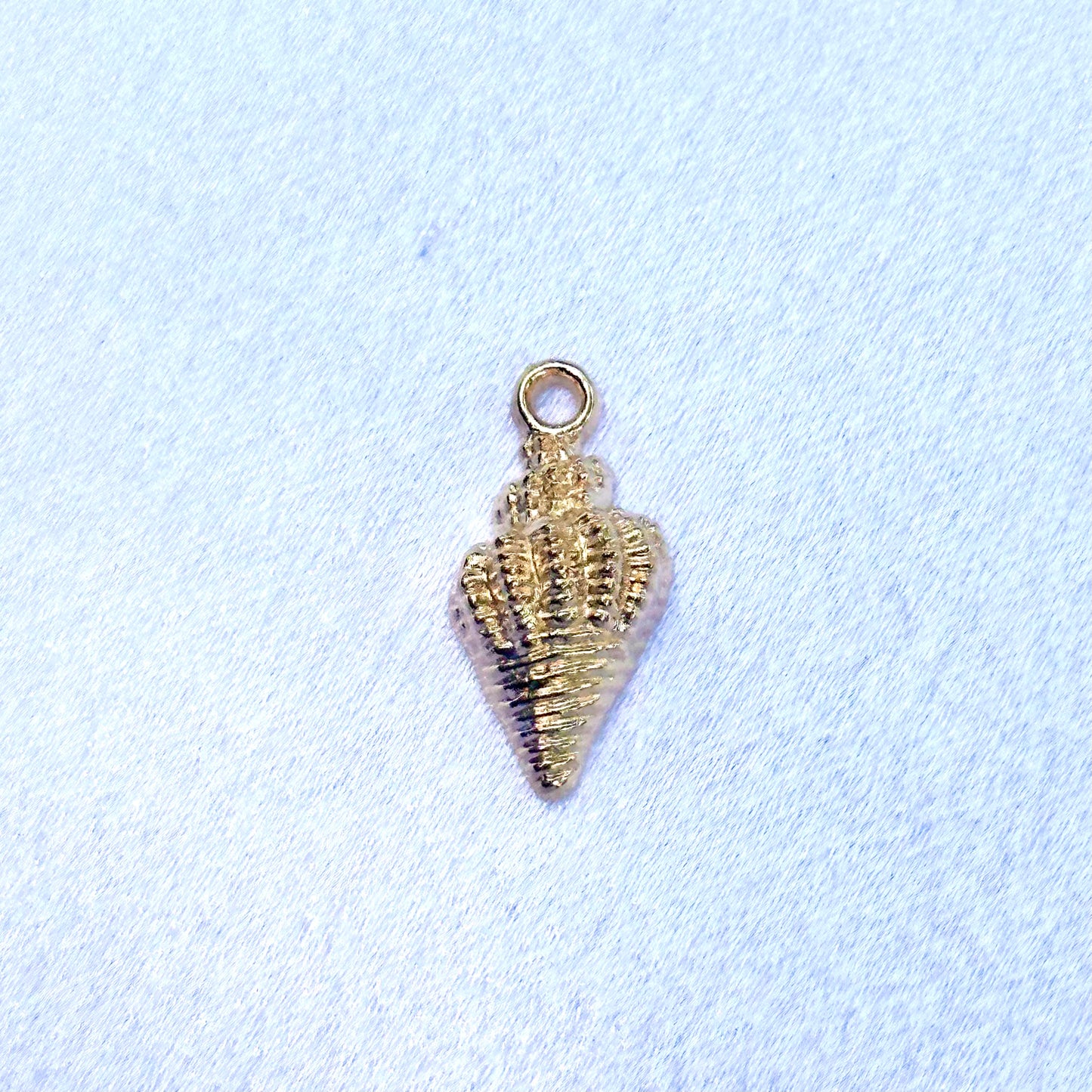 Gold Fancy Shell Charm