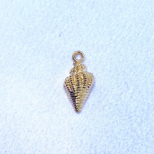 Gold Fancy Shell Charm